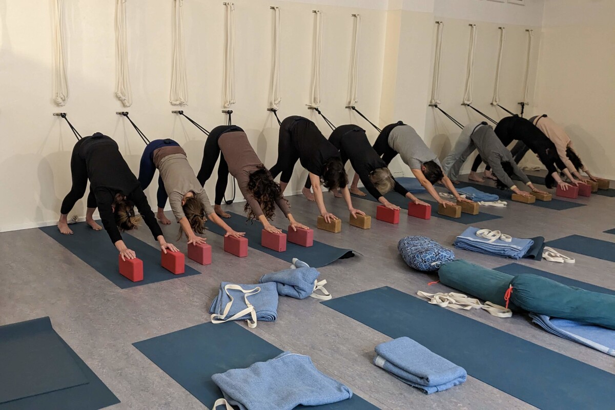 yoga weekend milan at iyengar yoga studio milan